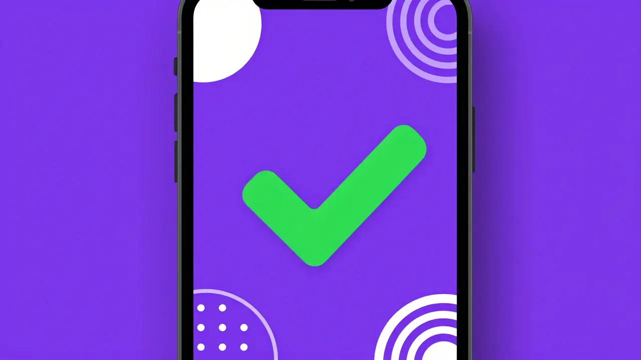 Смартфон с приложением и зелёной галочкой на геометрическом фоне.